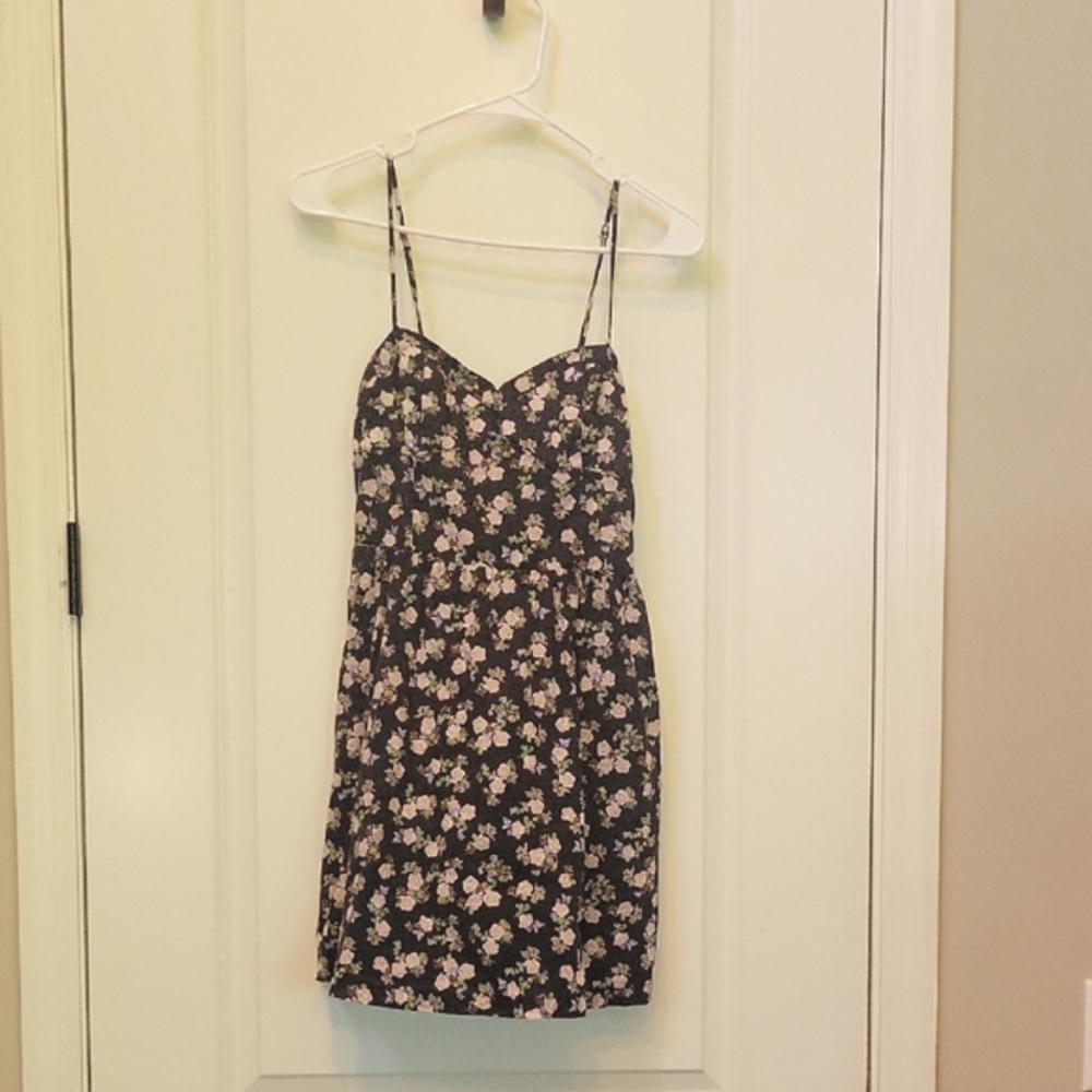 Women Size 6 Dress Black Ivory Floral Butterflies Spaghetti Strap H & M DIVIDED - Picture 1 of 10